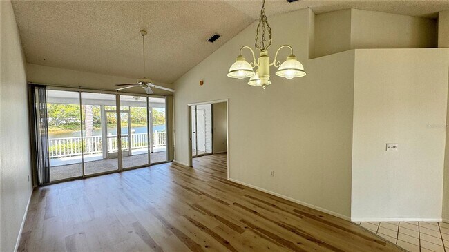 Building Photo - 950 Waterside Ln