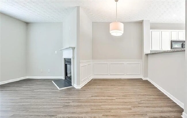 Building Photo - 754 Celeste Ln