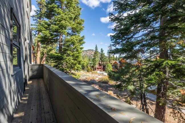 Building Photo - 283 Monterey Pine Rd