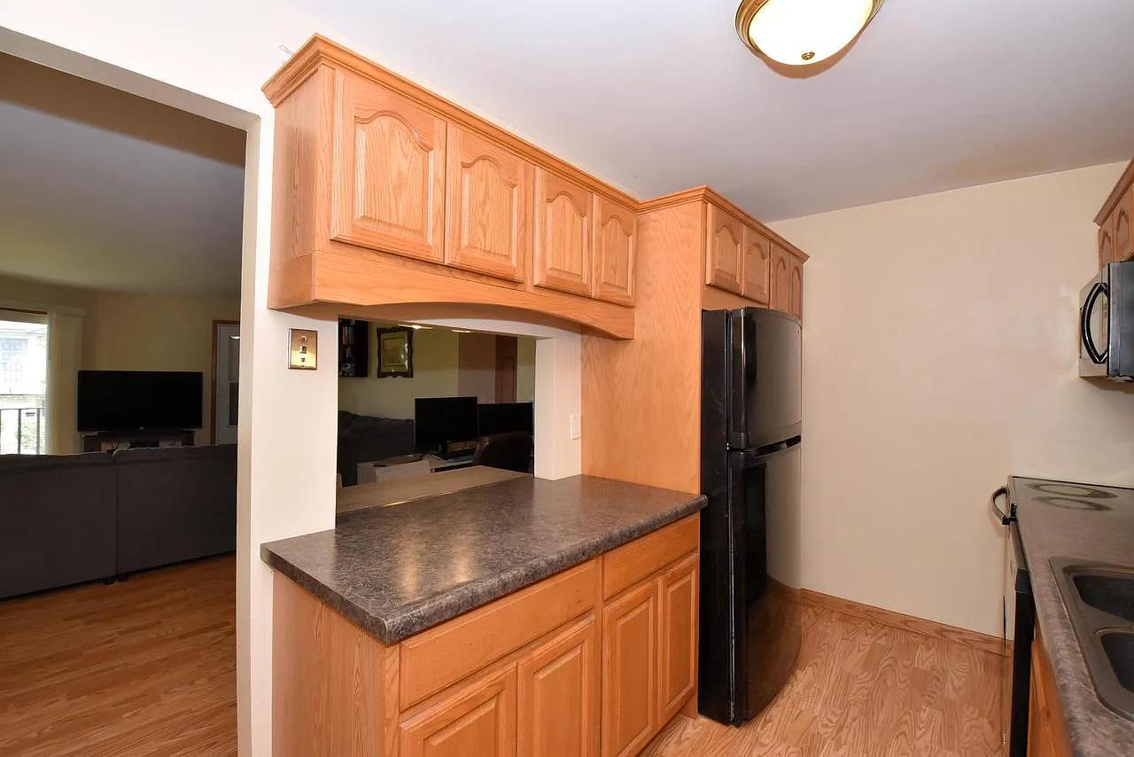 Building Photo - N114W17033 Armada Dr