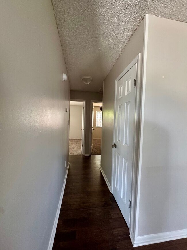 Building Photo - Cozy Living in a Quiet Augusta Community