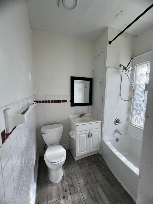 Building Photo - 524 Highland Pike