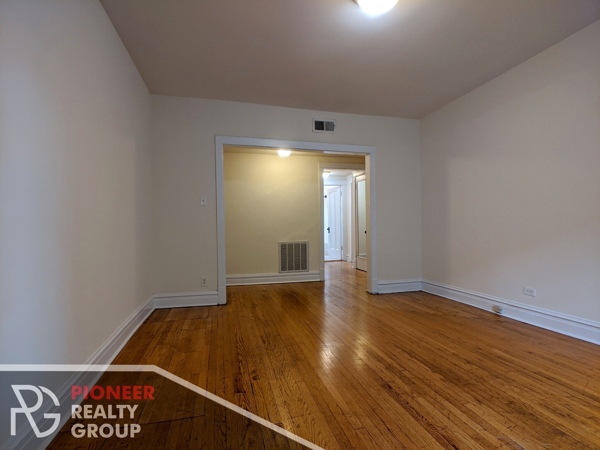 Building Photo - 2530 N Kedzie Blvd