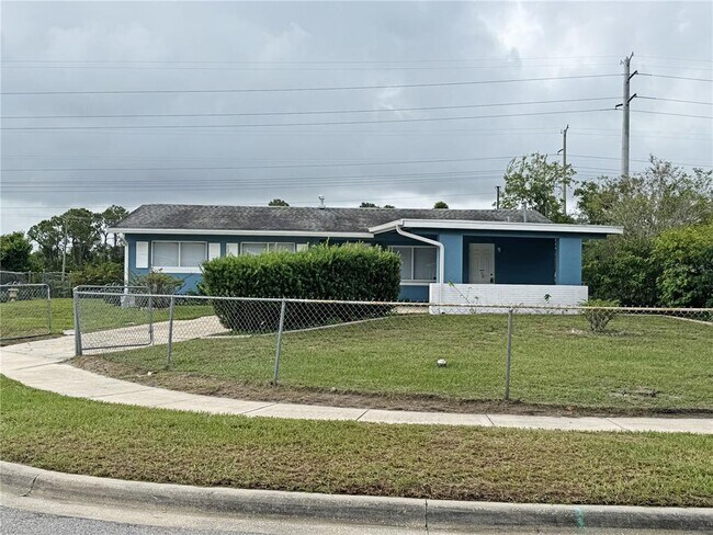Building Photo - 1609 Stocking St