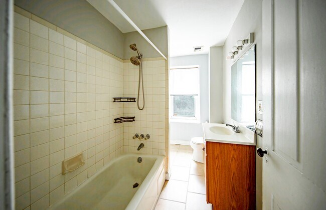 Building Photo - 112 Dawson St