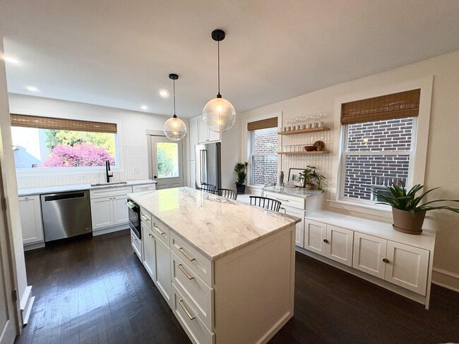Building Photo - 4625 Silverwood St
