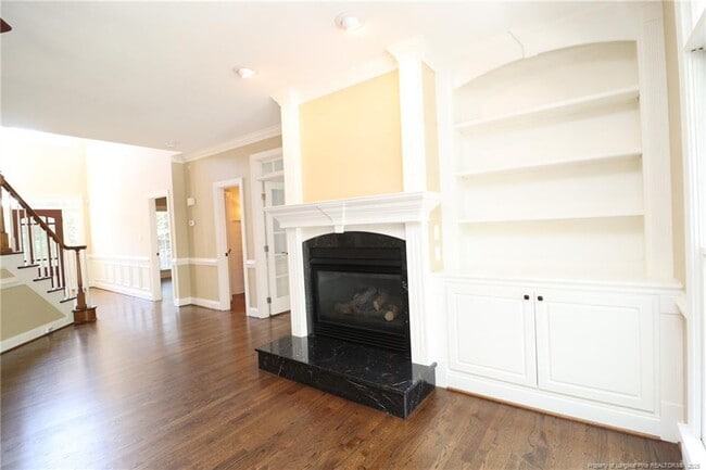 Building Photo - 110 Guymon Ct
