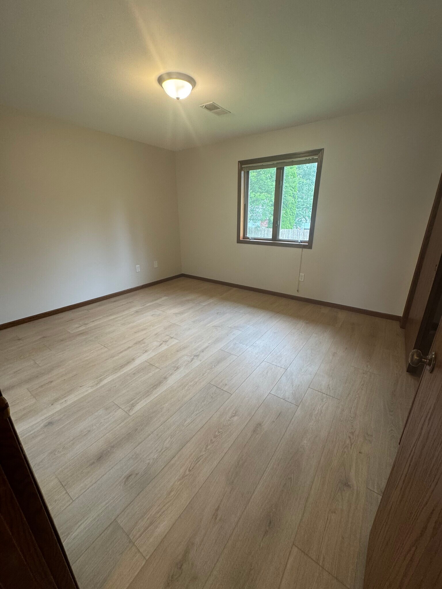 Bedroom 1 - 18 Stonehaven Dr