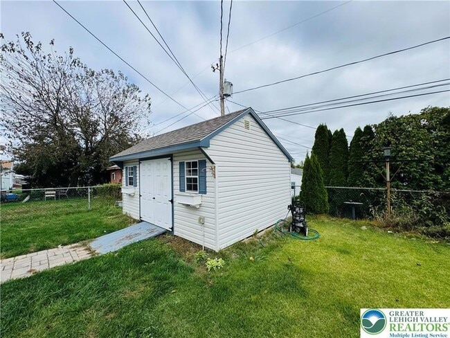 Building Photo - 1522 Elayne St