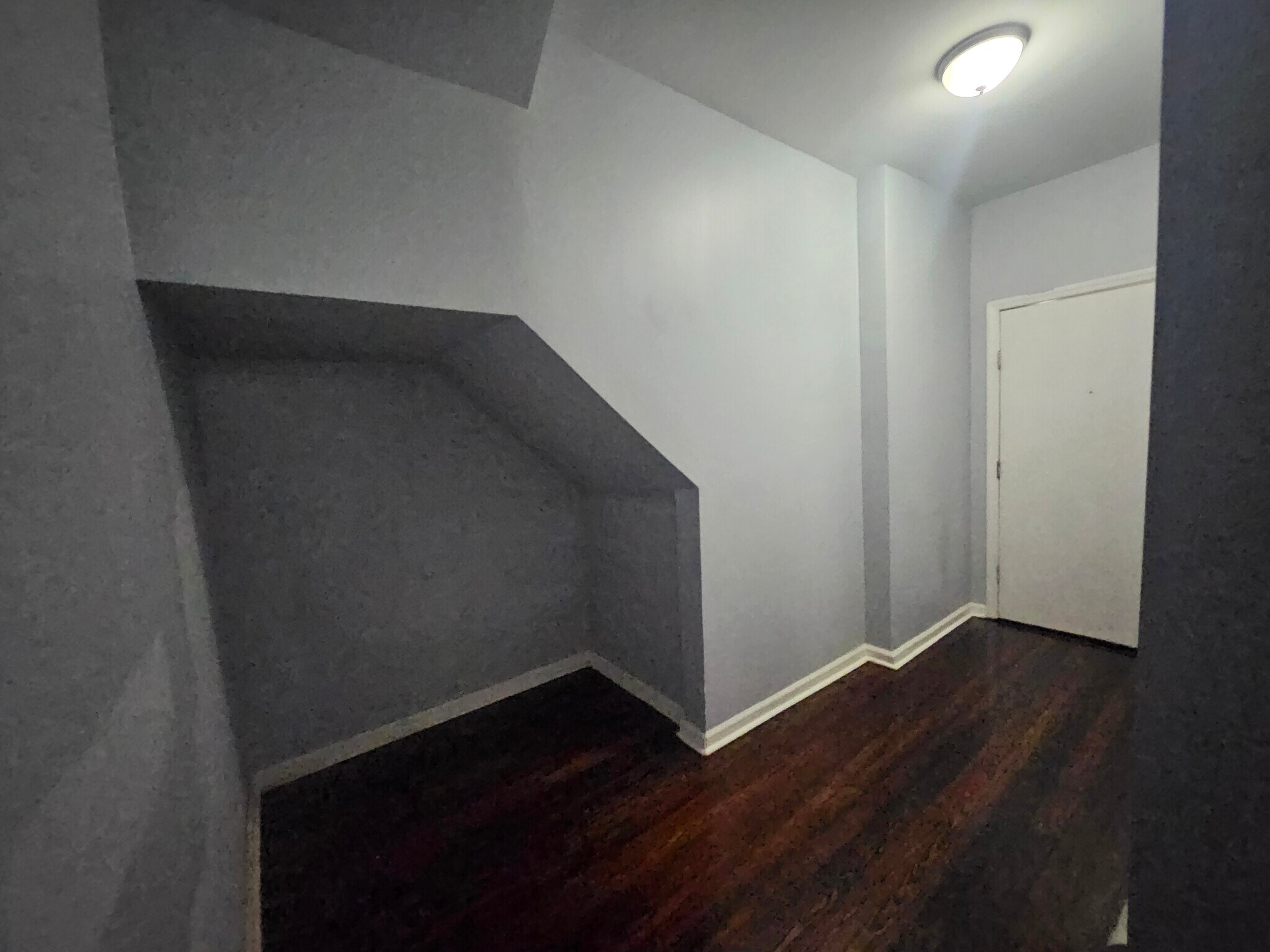 Bonus room - 209 N 15th St