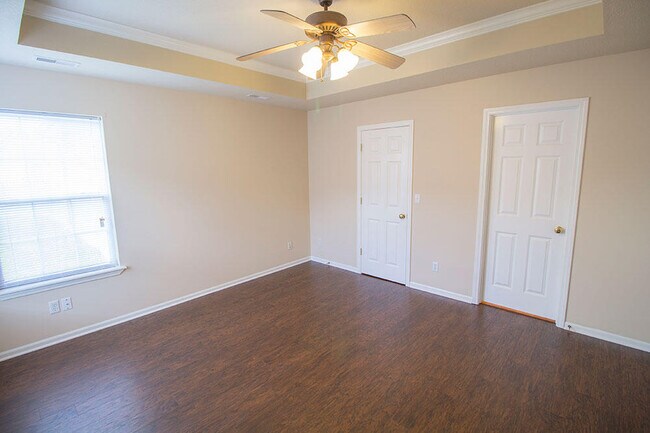 Building Photo - 1871 Harmony St