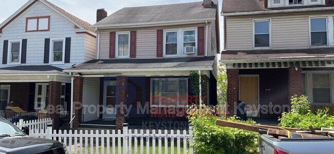 Building Photo - 408 Alice St