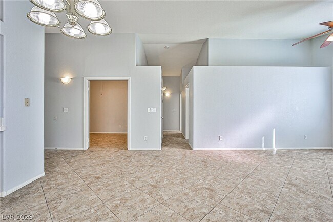 Building Photo - 3432 Meridale Dr