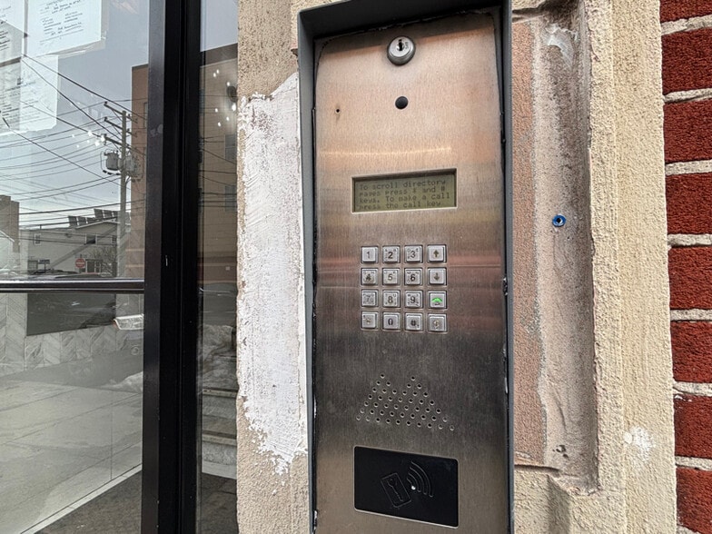 Building Photo - 5008 Palisade Ave