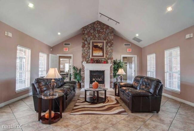 Building Photo - 4450 Marine Creek Pkwy