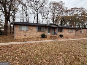 Building Photo - 816 Jesters Lake Dr