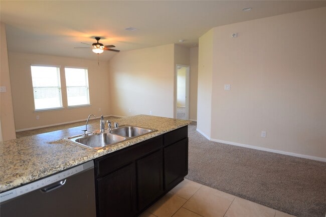 Building Photo - 3042 Village Creek Dr