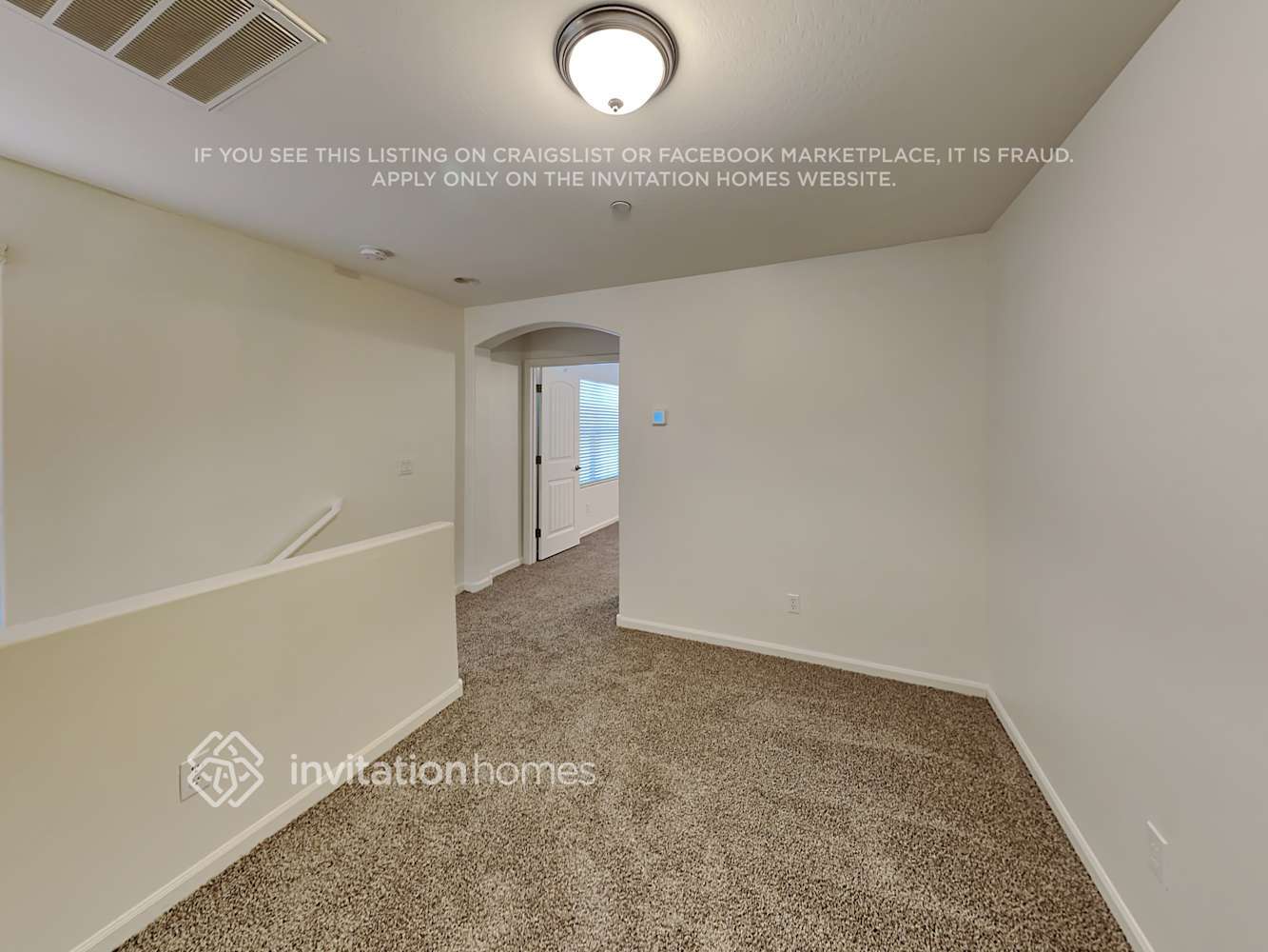 Building Photo - 1389 S Moccasin Trail