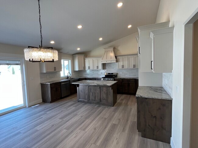 Building Photo - 184 Galena Smt Dr