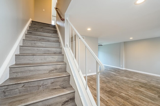 Building Photo - 9615 Adams Ave