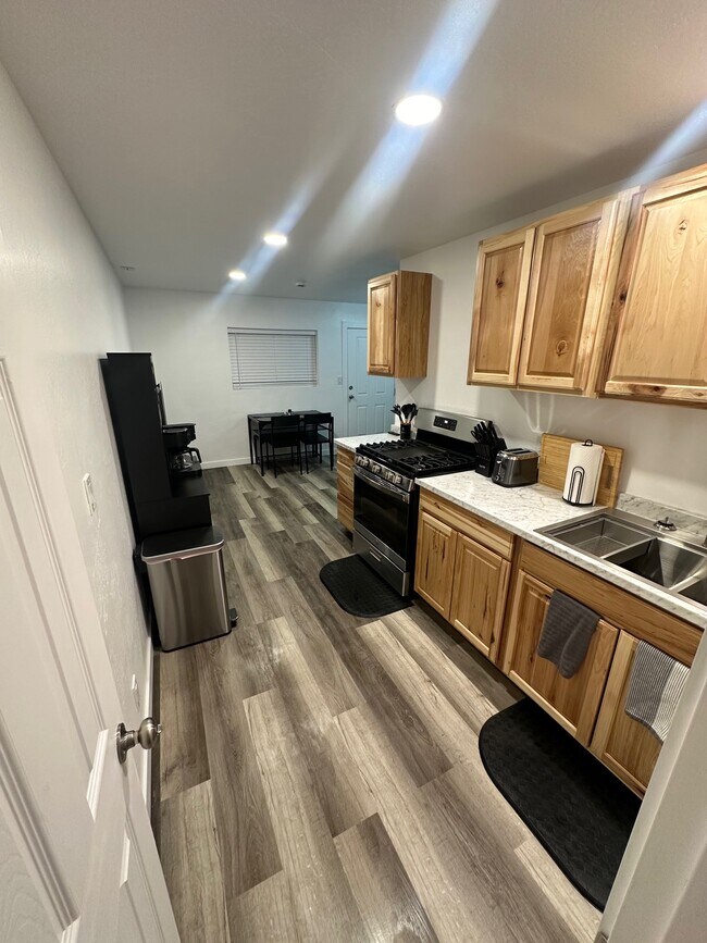 Building Photo - Icon Executive Suites LLC