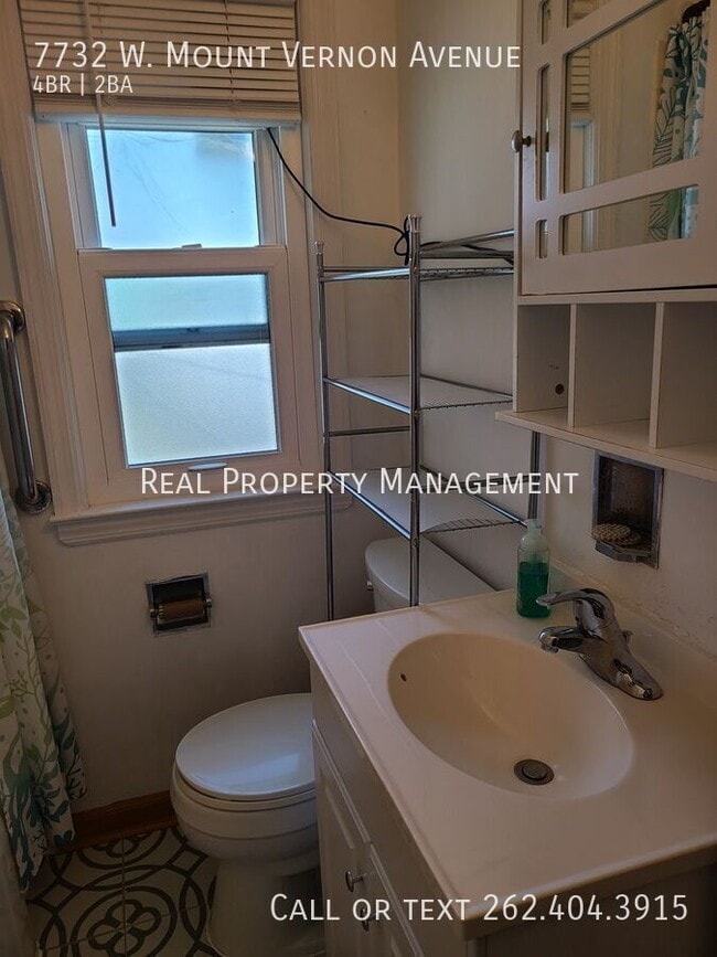 Building Photo - 7732 W Mt Vernon Ave