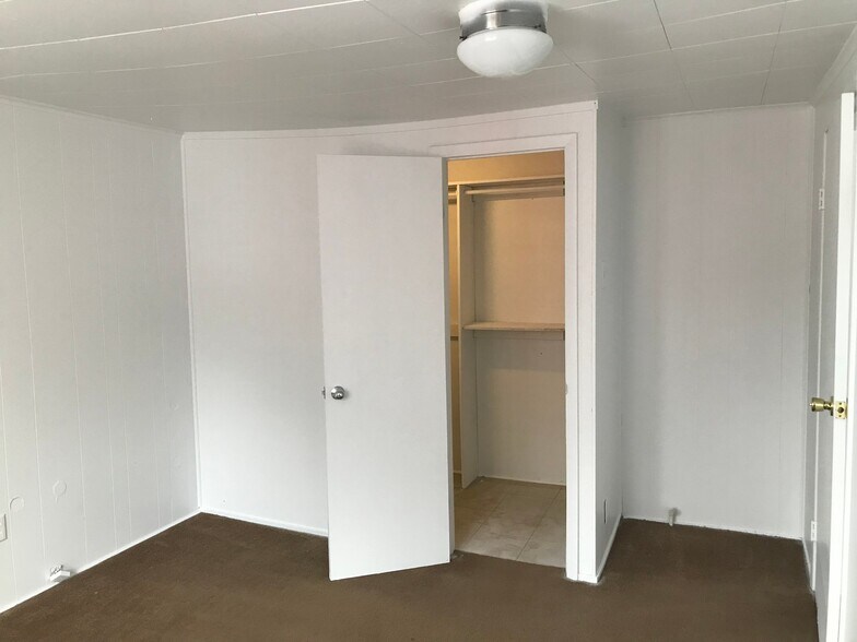 Building Photo - 11 Kosciusko Way