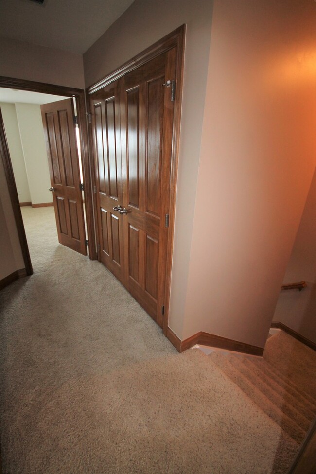 Building Photo - 2 Bedroom - Dublin