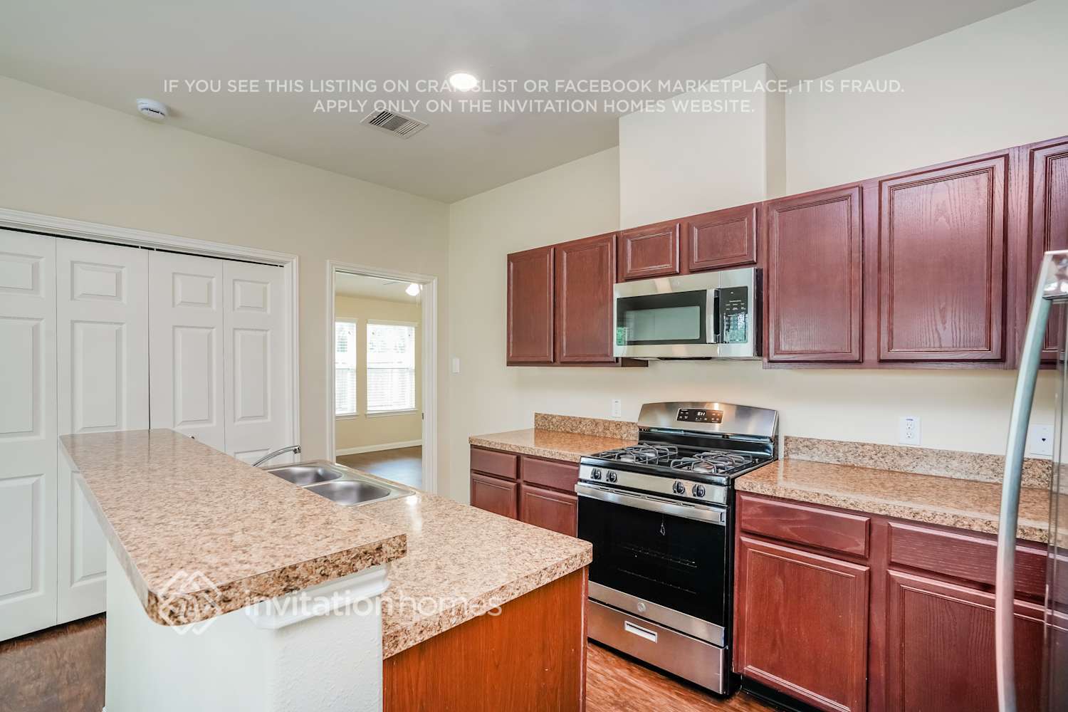 Building Photo - 6247 El Granate Dr