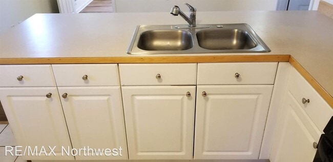 Building Photo - 1 br, 1 bath House - 127 A Plymouth St NW