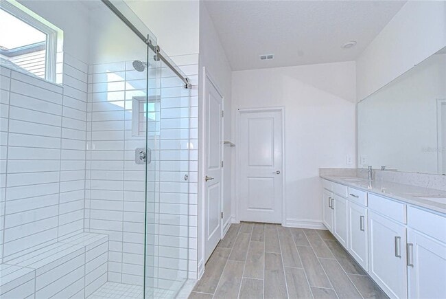 Building Photo - 9438 Gladsome Dr