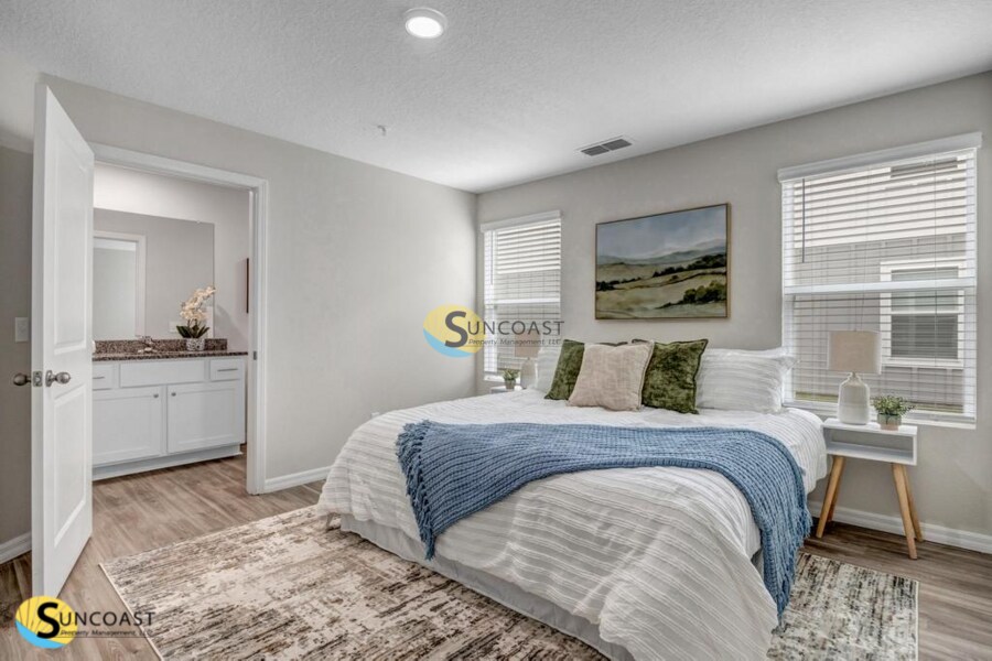 Building Photo - 9612 Hood Rd