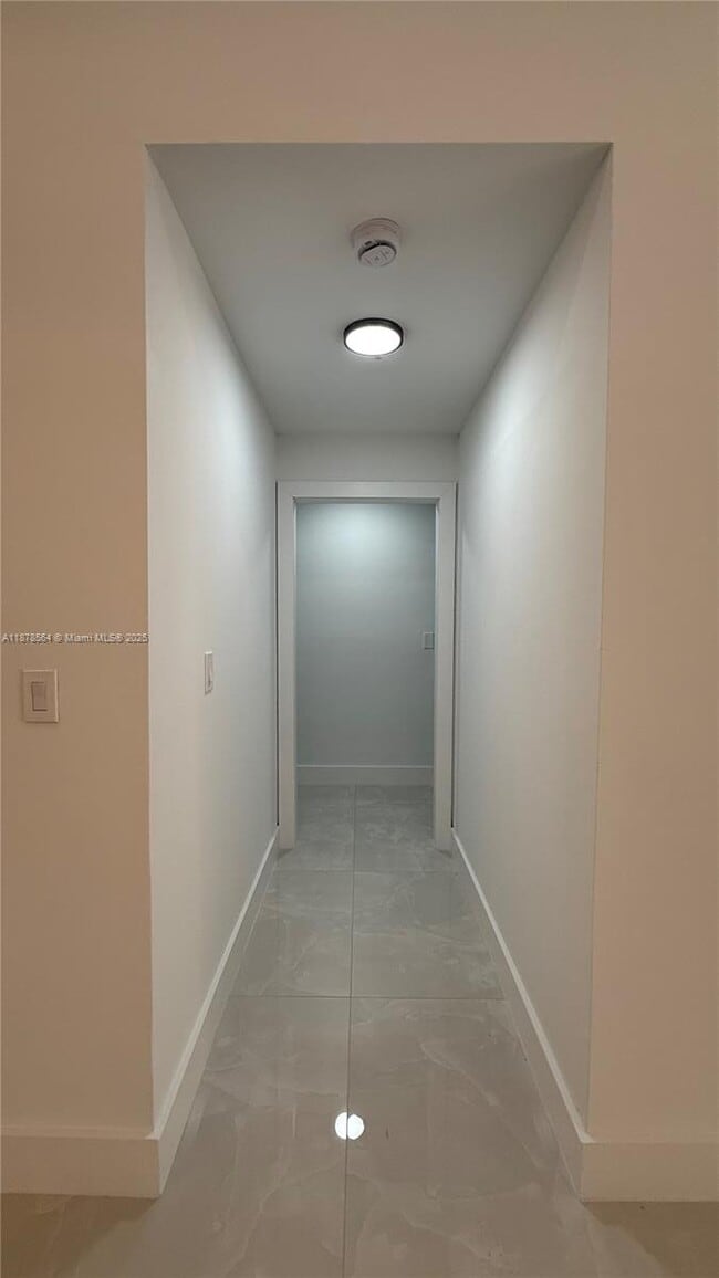 Building Photo - 215 NW 136th Ct