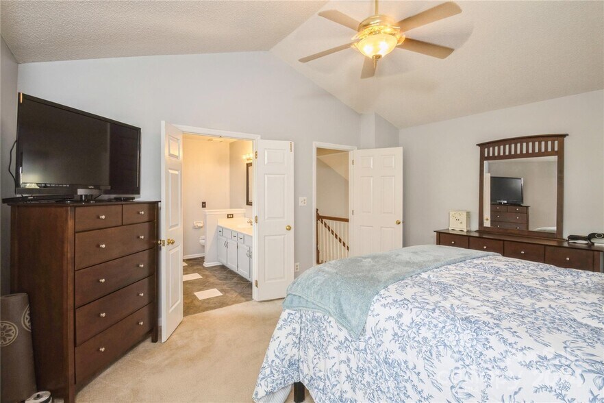 Building Photo - 9430 Cantle Dr