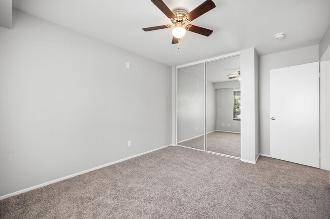 Building Photo - **7543 W Liberty Pkway #655 Fontana** Beau...