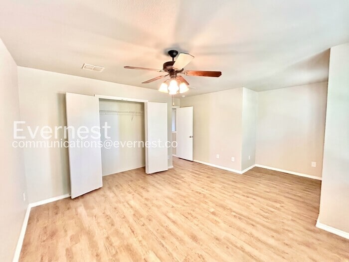 Building Photo - 8434 Cotton Valley Ln