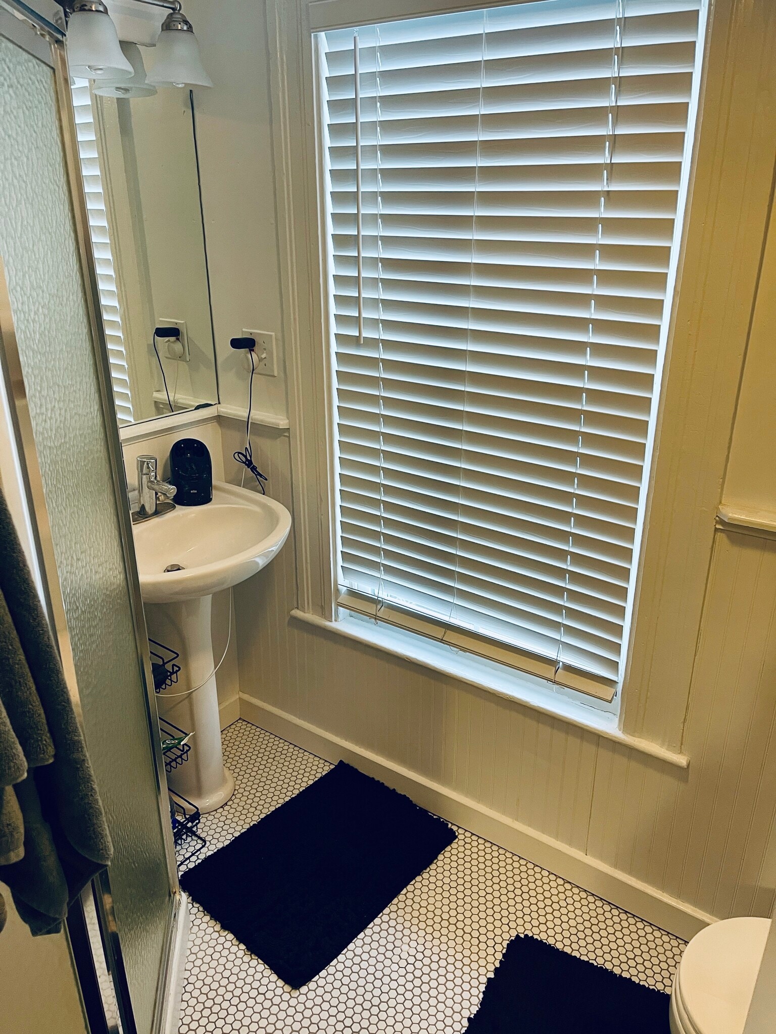 Building Photo - 2 Worcester St