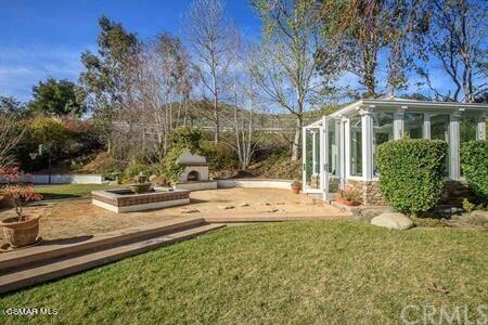 Building Photo - 5431 Via Olas
