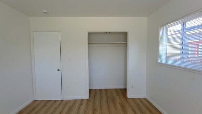 Building Photo - 5130 Savannah St