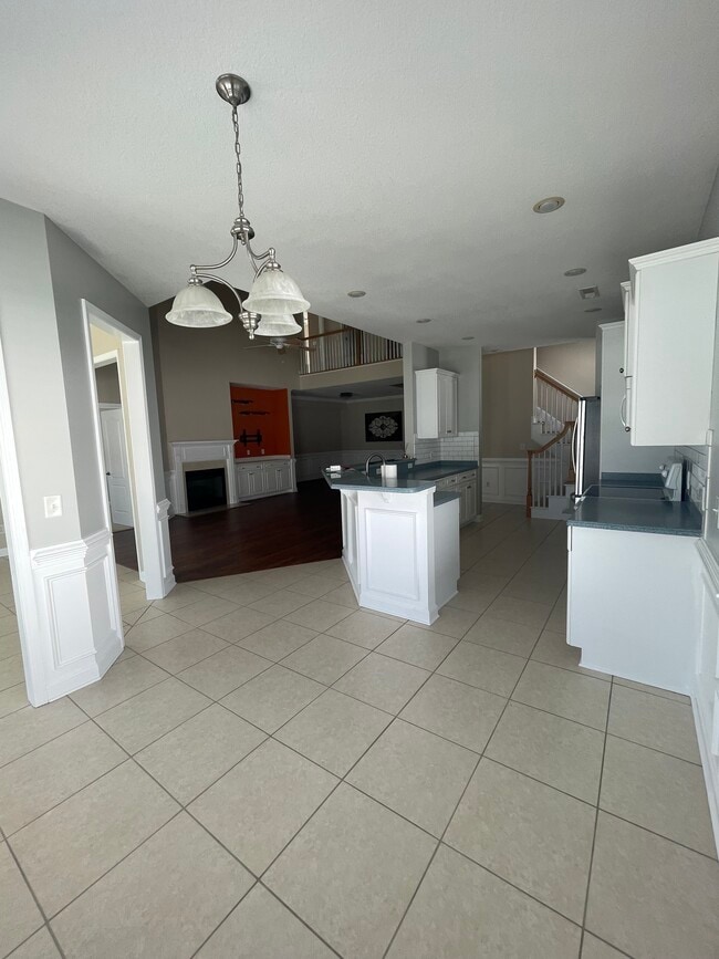 Building Photo - 107 Fox Den Dr