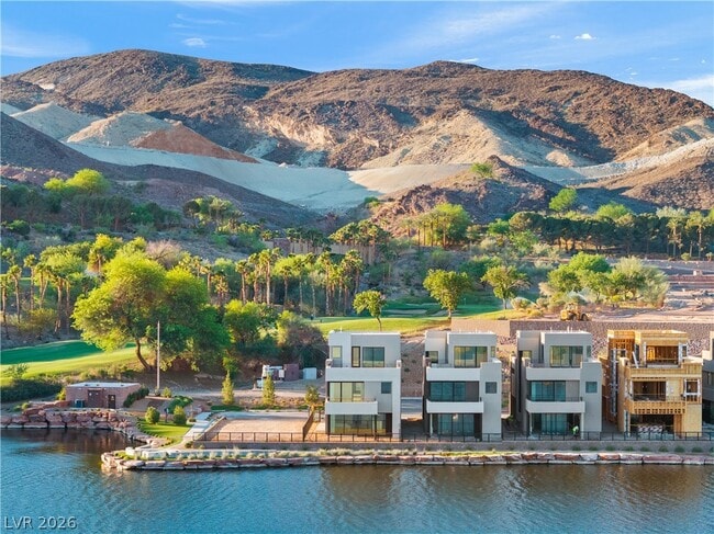 Building Photo - 66 Lakefront Dr