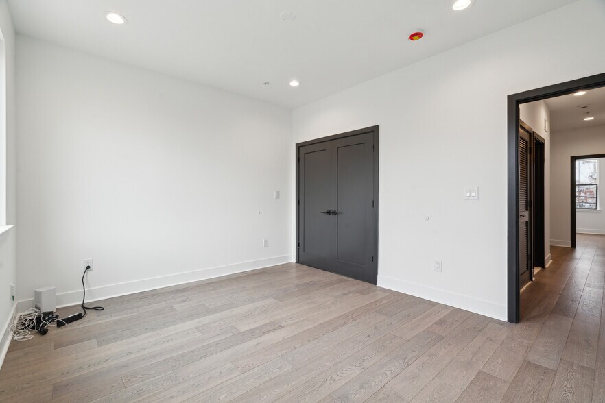 Building Photo - 3031 W Berks St
