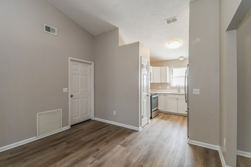 Building Photo - 7323 Sweet Rose Ln