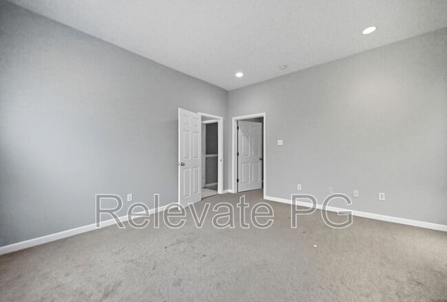 Building Photo - 1801 4th Ave