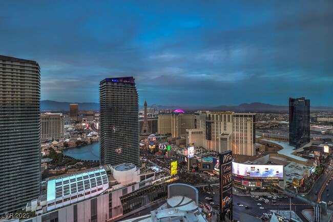 Building Photo - 3726 S Las Vegas Blvd