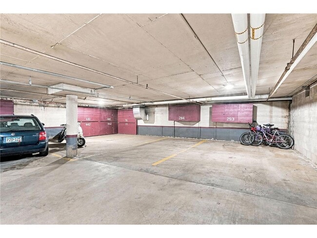 Building Photo - 400 Groveland Ave