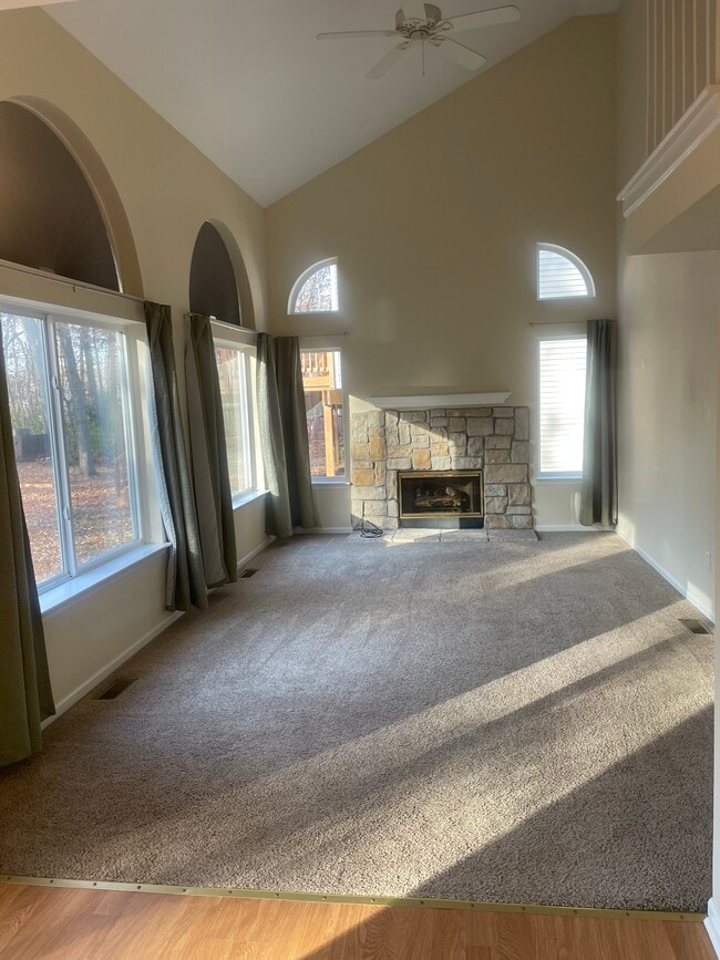 Building Photo - 1727 Andover Blvd