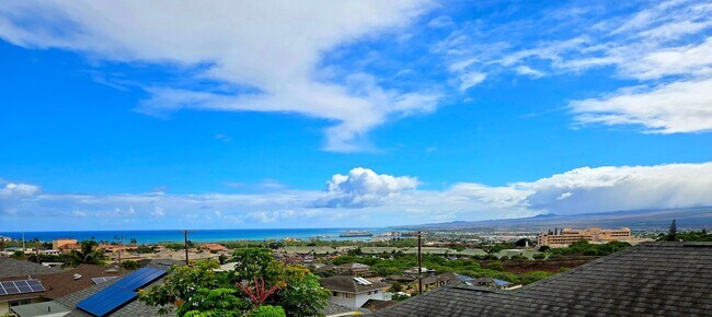 Building Photo - 272 Halenani Dr