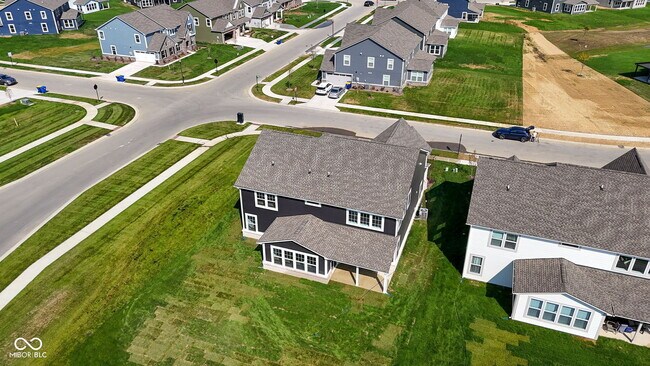 Building Photo - 9085 Summerton St