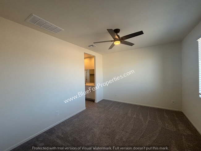 Building Photo - 4864 E Julian Wash Dr